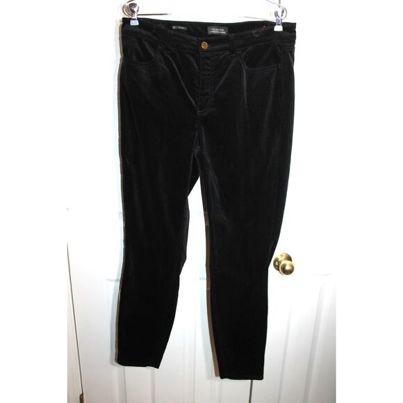 Talbots Flawless Five Pocket Black Velvet Jegging sz 12 - Picture 1 of 3